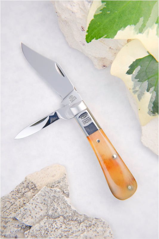 Cow Horn Barlow with Pen Blade