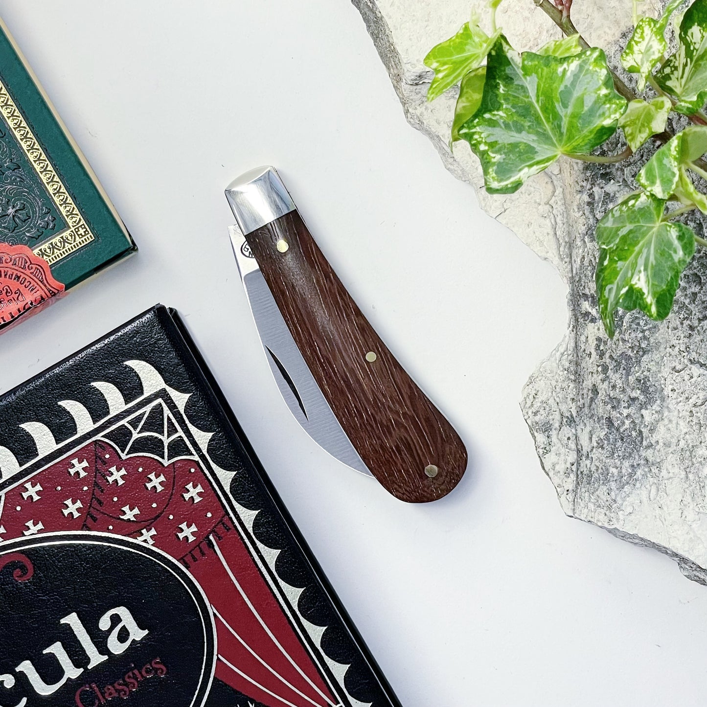 Peach Pruner Rosewood
