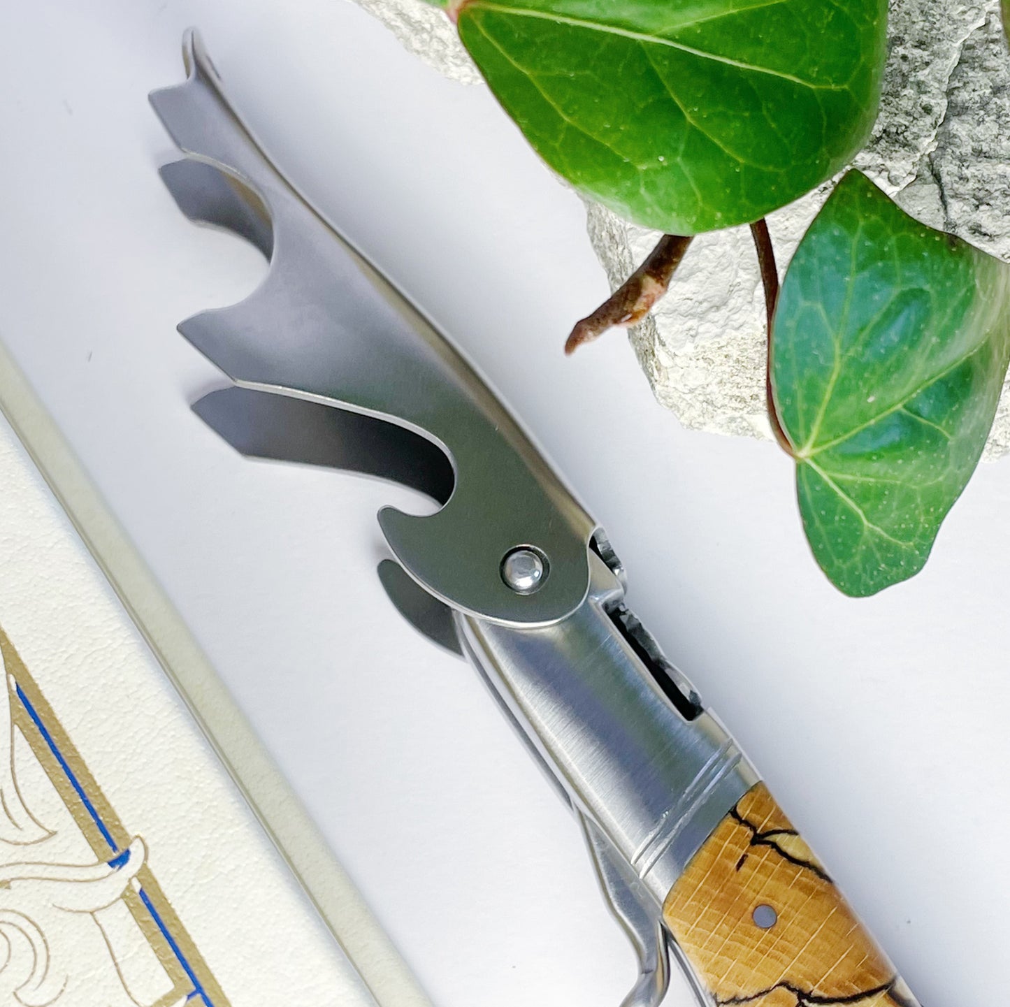 Laguiole Magnum Beech