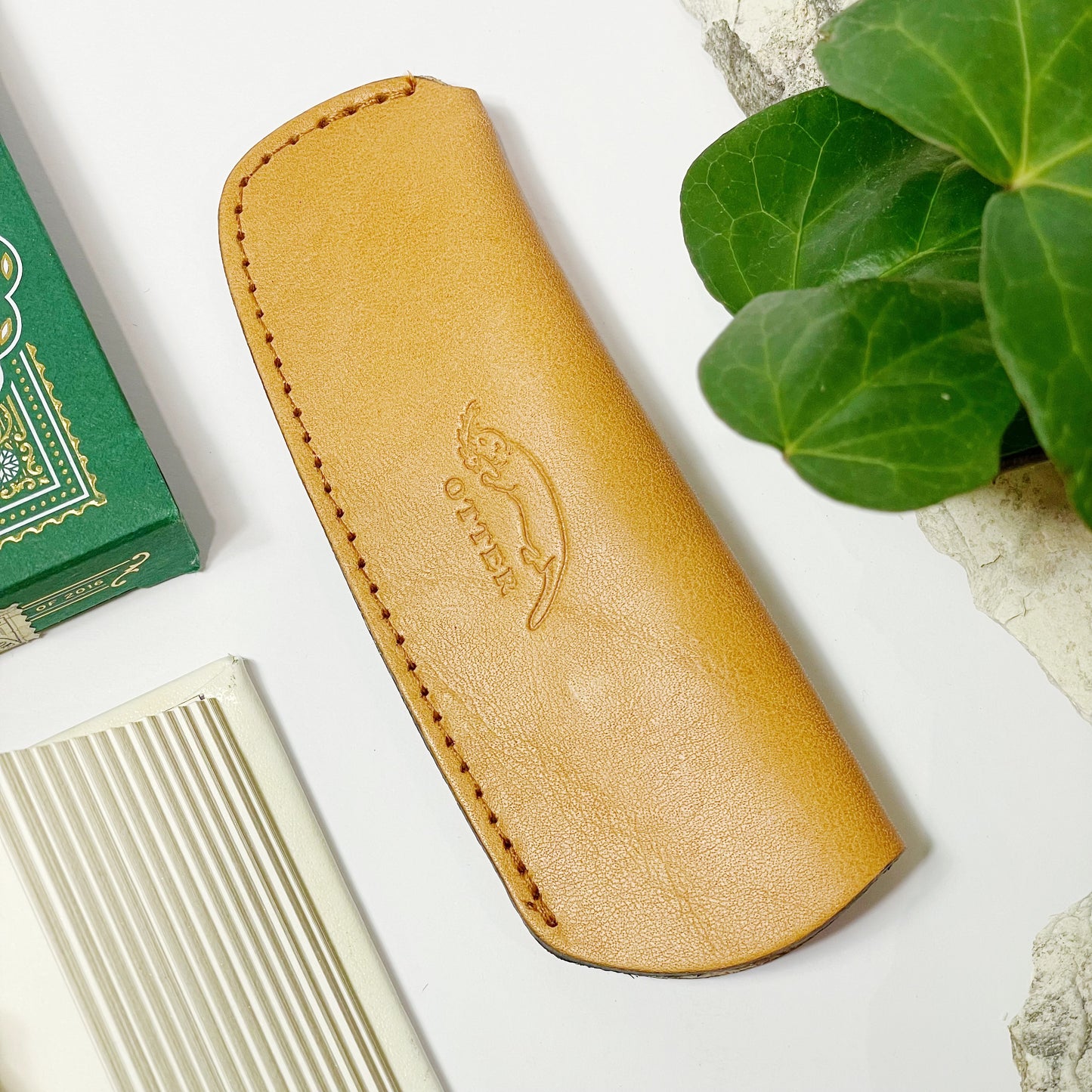 Leather Case Natural