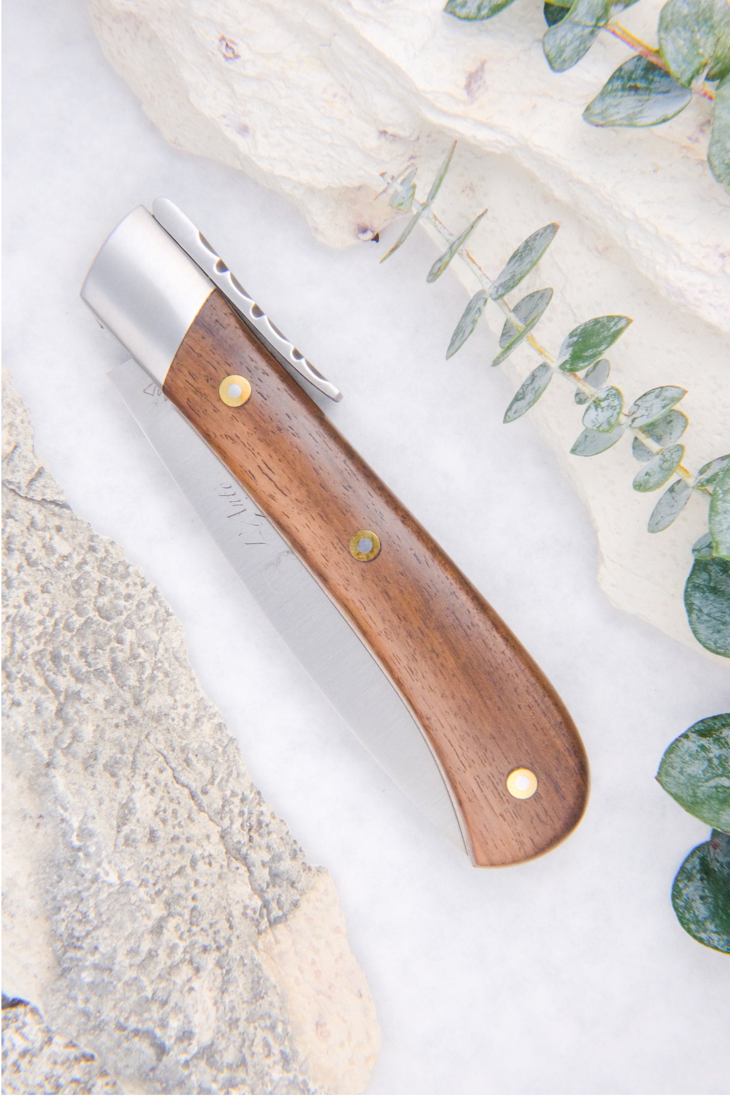 Corsican L’Anto Classic Walnut