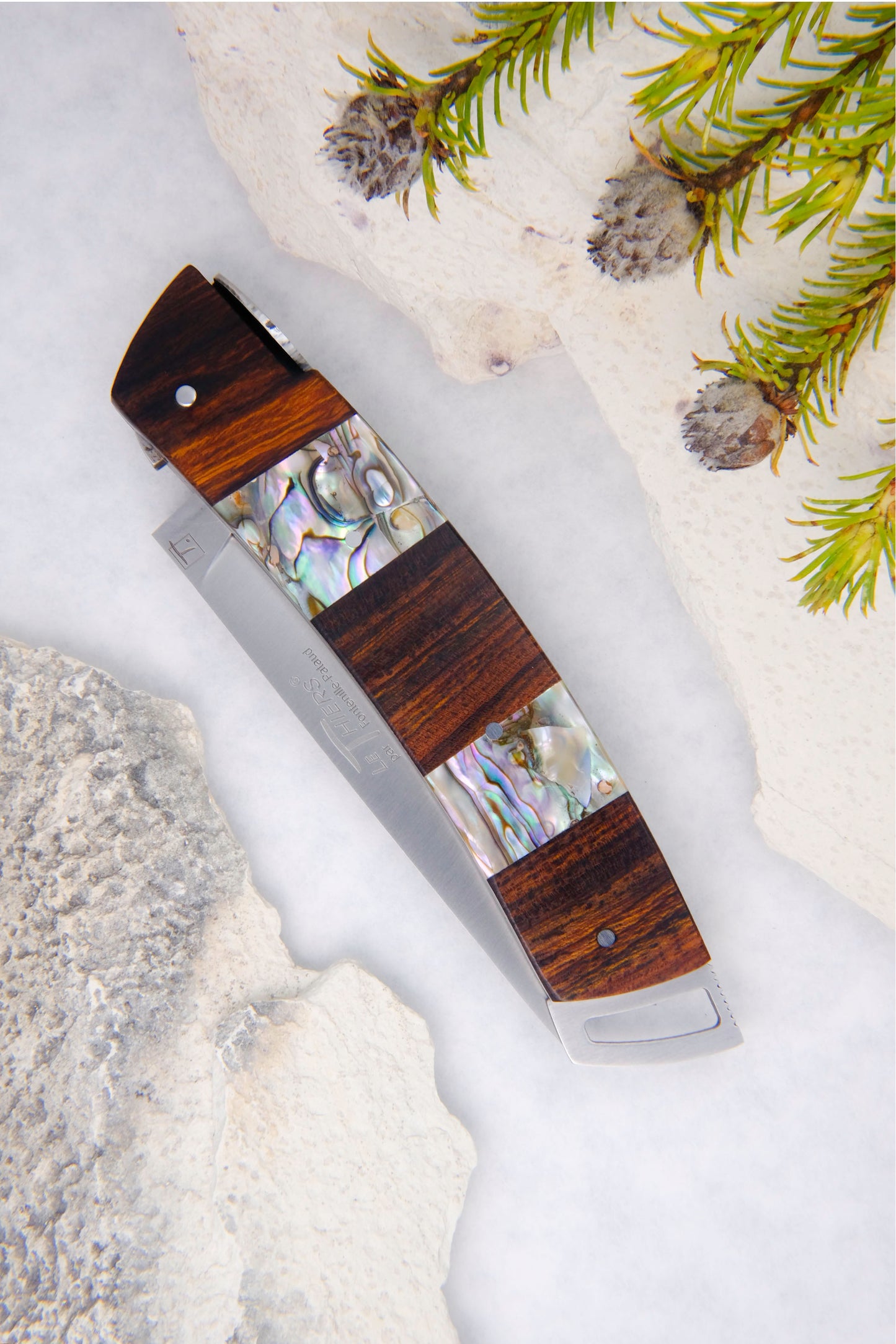 Le Thiers Gentleman Mother of Pearl