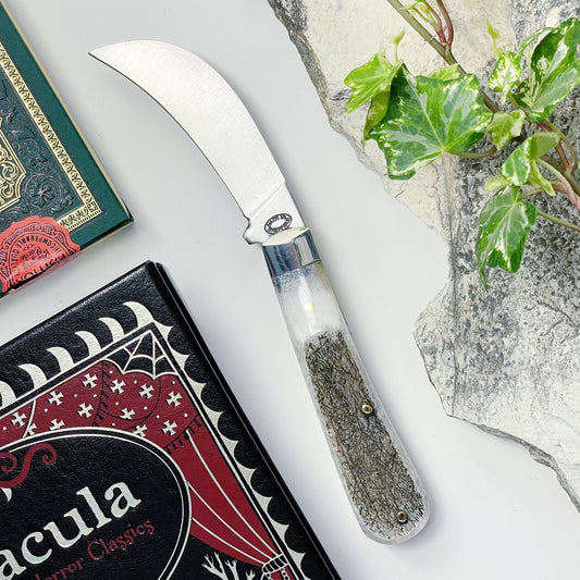 Arthur Wright and Sons pruner pocket knife with stag horn handle opened