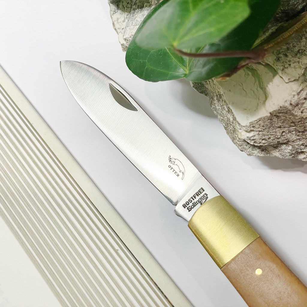 Beemaster by Otter-Messer Traditional German Folding Pocket Knife – Top  Shelf Worldwide